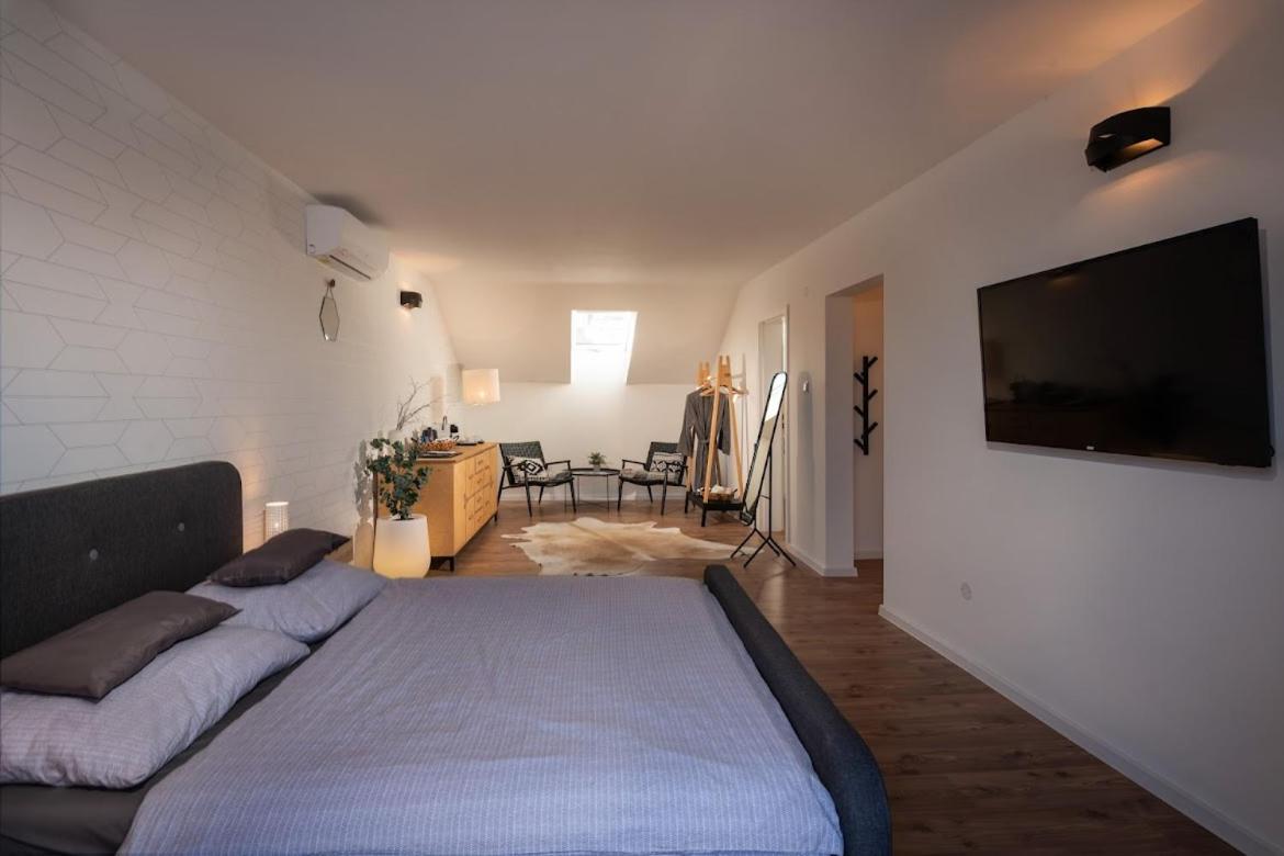 Apartman Pod Vezou 2 Banská Bystrica Eksteriør billede